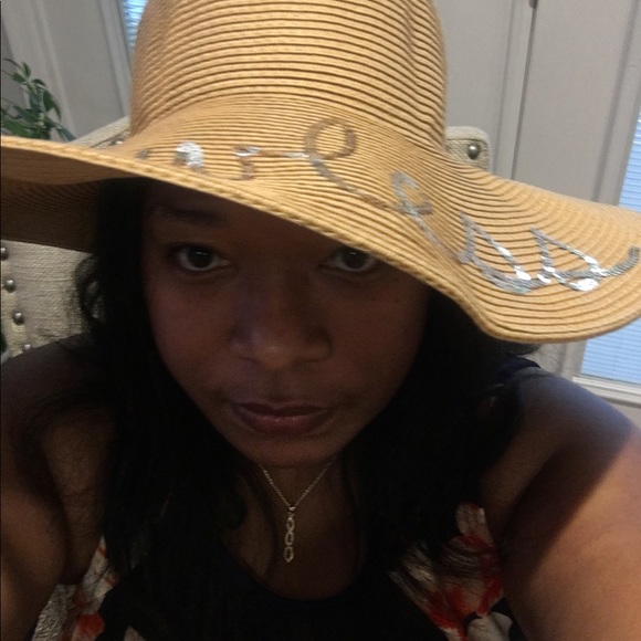 Meet your Posher, Tami - Picture 8 of 8